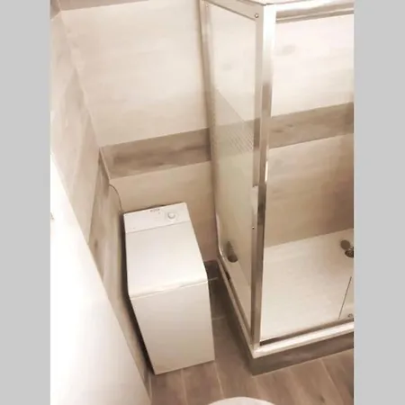 아파트 Xristina's Experience